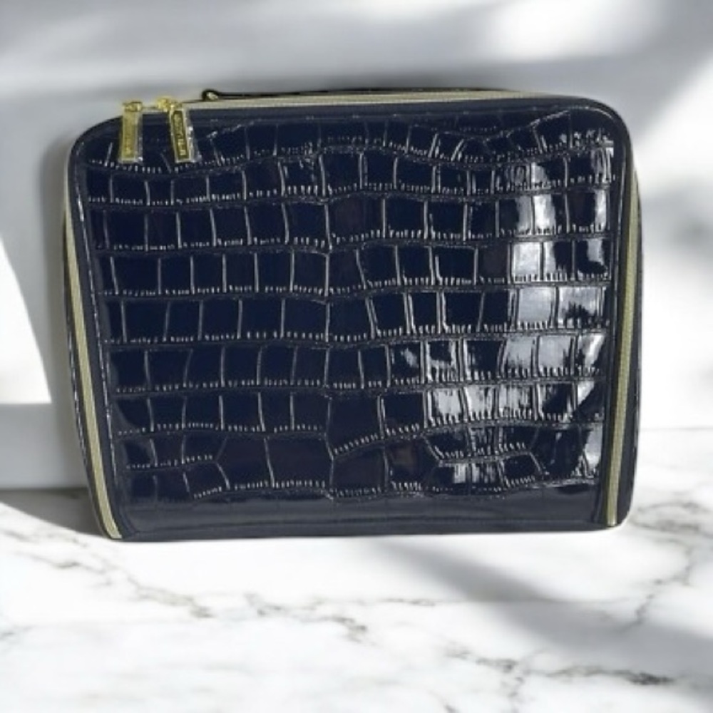 Estee Lauder Navy Faux Crocodile Leather Cosmetic Travel Makeup Zip Case PVC